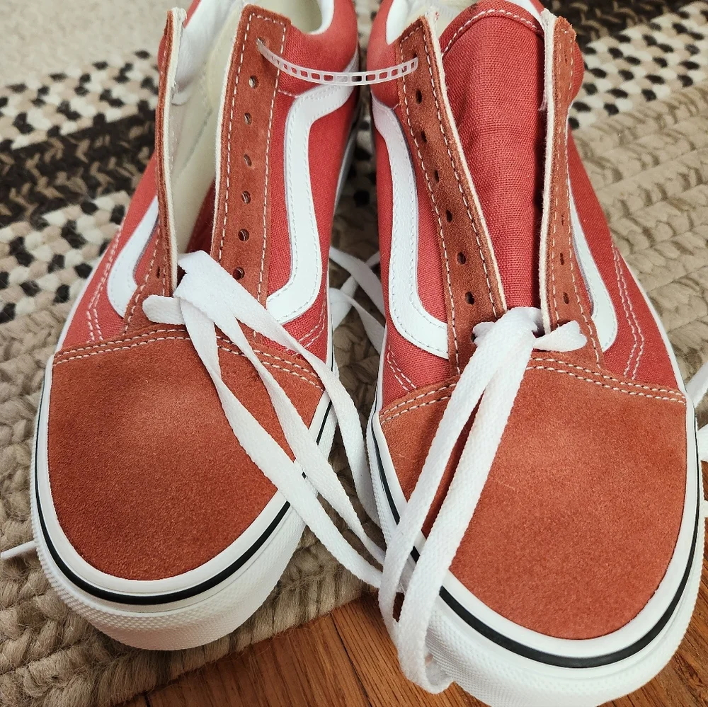 Vans burnt orange/white tie up